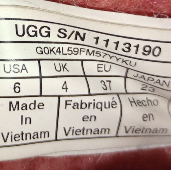 UGG Women's Classic Clear Mini Fashion Boot, Hibiscus Red & Pink, Size 6 - Picture 3 of 5